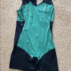Women’s lifting singlet